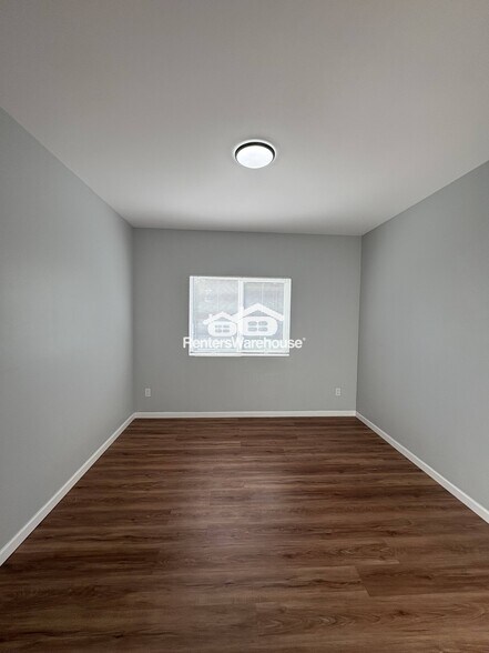 Building Photo - 824 149th St SW