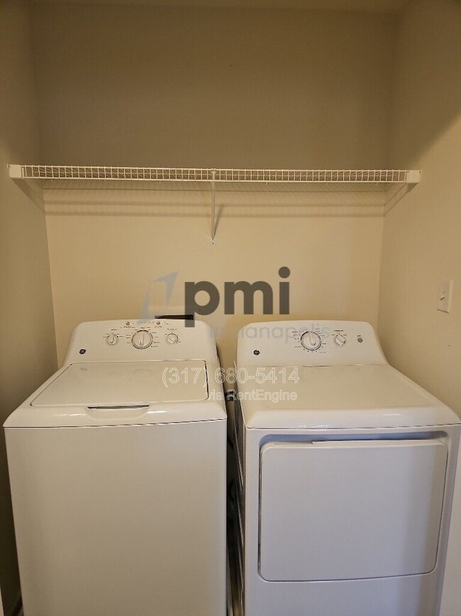 Building Photo - 2948 W New York St