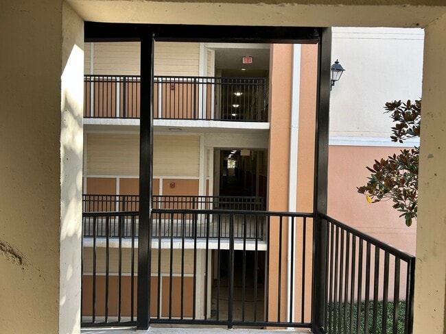 Building Photo - 2B/2B Condo in Esplanade Town Center!