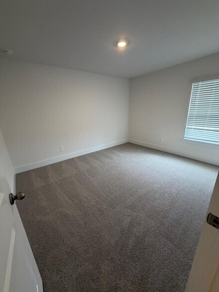 Building Photo - 4291 Ashland City Hwy