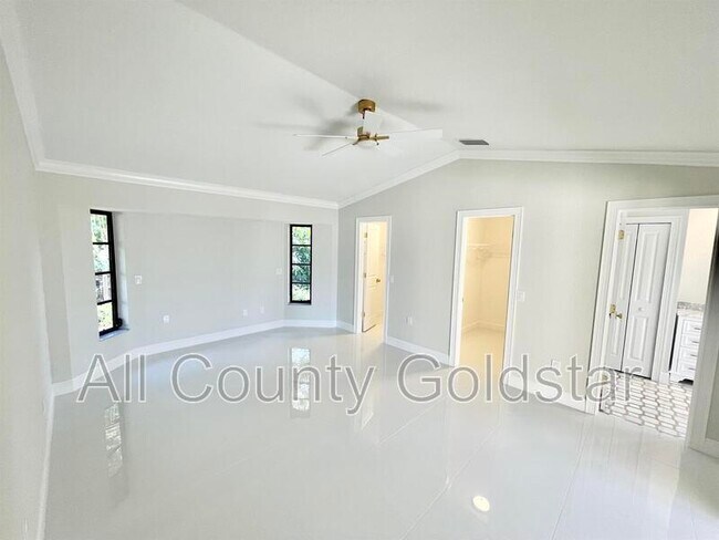 Building Photo - 1487 Keyway Rd