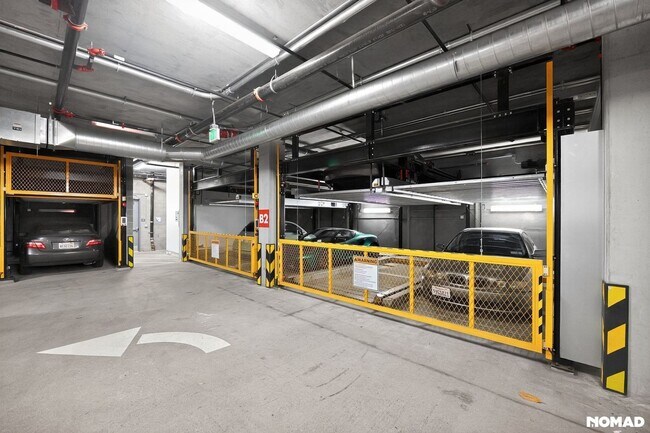 Building Photo - Charming 1BR / 1BA Condo in Nob Hill