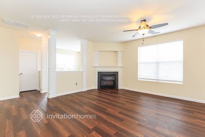 Building Photo - 14712 Castletown House Dr
