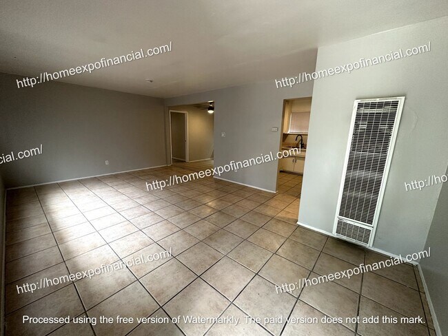 Building Photo - 25256 1/2 E Bessant St