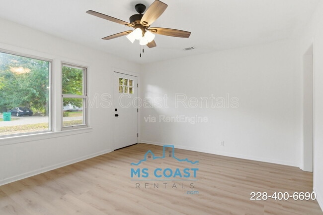 Building Photo - 3713 Belmede Dr