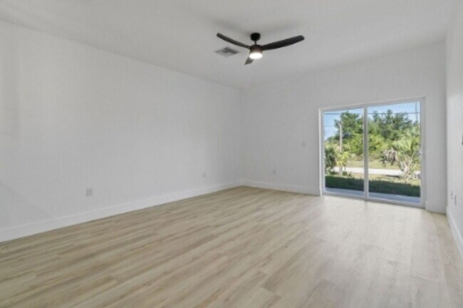 Building Photo - 8249 Dimstead St