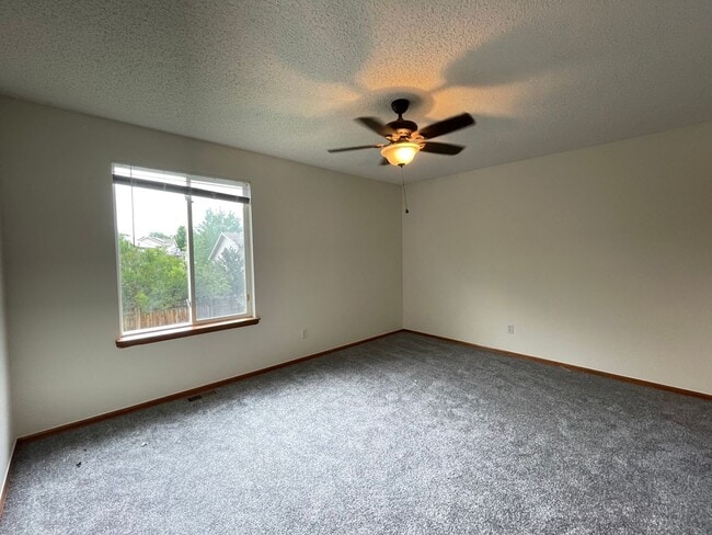 Building Photo - Lovely 3 Bed/2 Bath in Westminster! Available June
