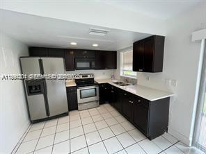 Building Photo - 2600 NW 52nd Ave