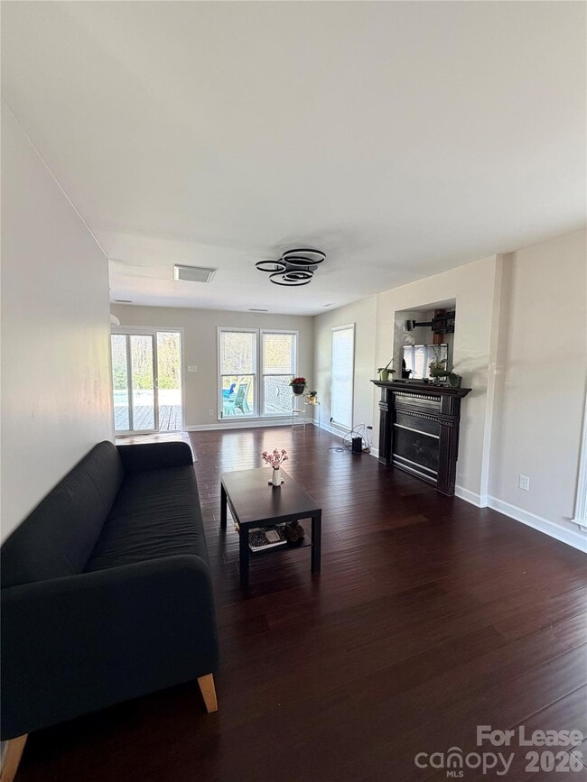 Building Photo - 3906 Crimson Wing Dr