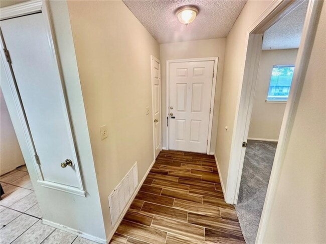 Building Photo - 3507 W Beechwood Dr