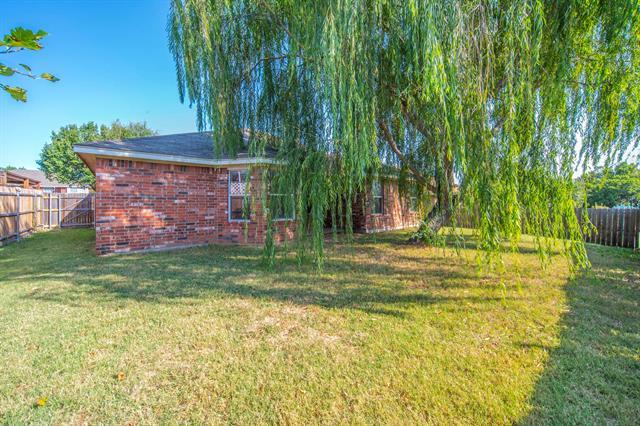 Building Photo - 1205 N Rhea Dr