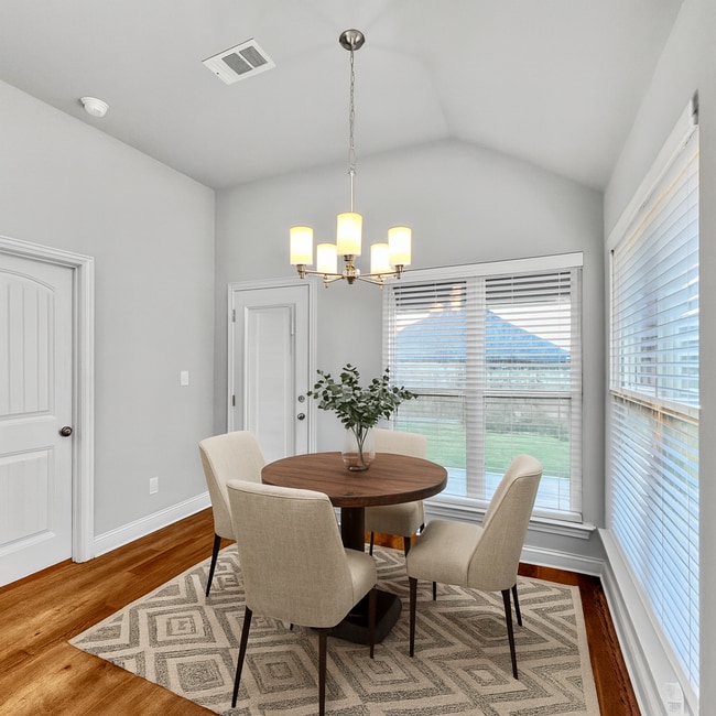 Building Photo - Move in Special - 1/2 off 2nd full month of rent