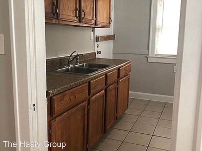 Building Photo - 3 br, 1 bath House - 3310 Agnes Ave