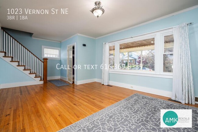 Building Photo - 1023 Vernon St NE