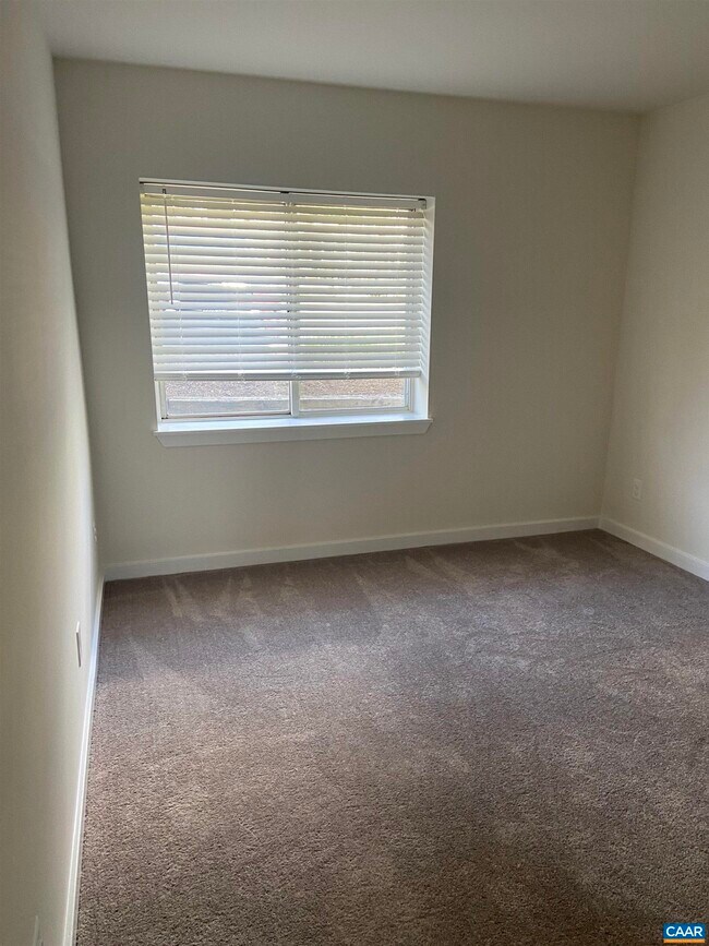 Building Photo - 1612 Monticello Ave