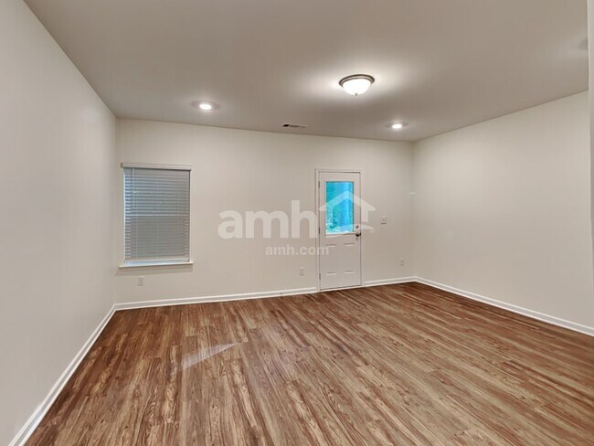 Building Photo - 73 Shelby Ct