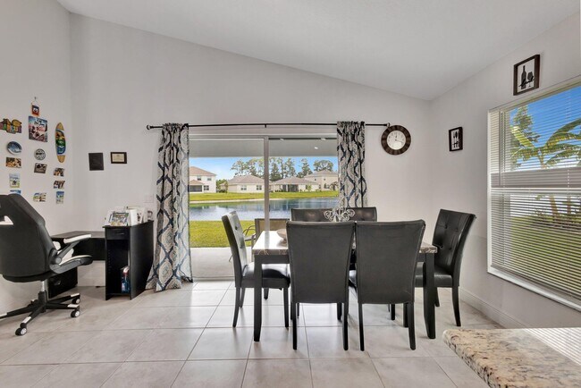 Building Photo - 9709 Starboard Dr