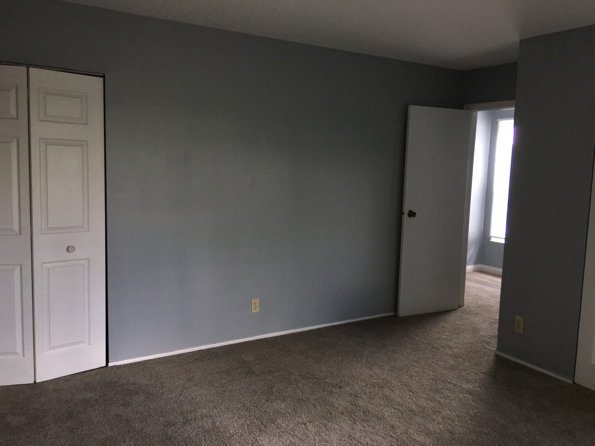 Building Photo - 3517 Kenbrooke Ct