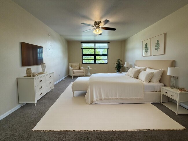 Building Photo - 4803 Sunset Ct