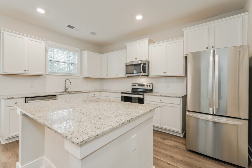 Building Photo - 1431 Feldspar Ct