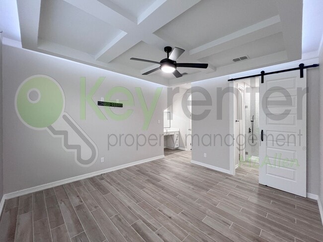 Building Photo - Stunning 3- bed/ 2.5 upgraded luxury townh...