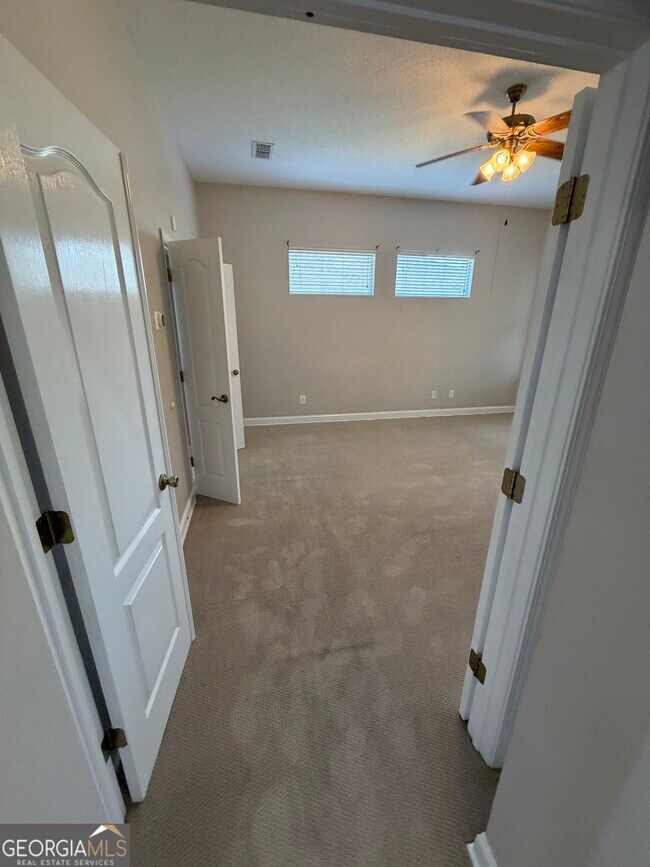 Building Photo - 108 Heron's Nest Cir