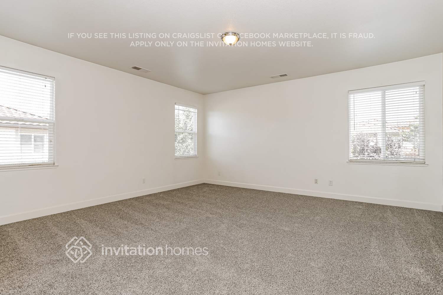 Building Photo - 5289 Moonlit Bay Way