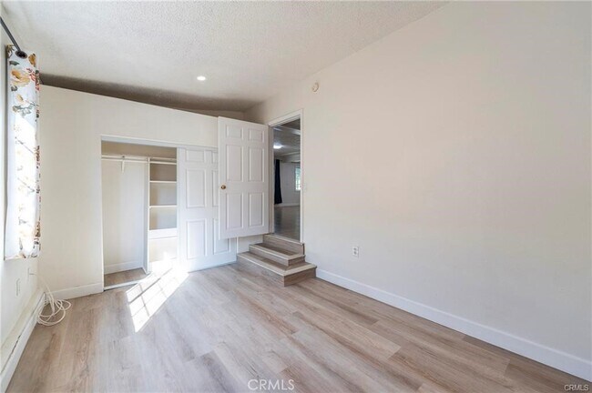 Building Photo - 1136 Cary Ave
