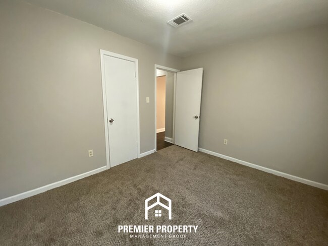 Building Photo - 5908 Tishomingo Dr