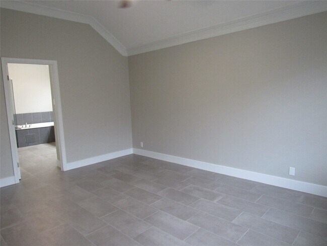 Building Photo - 2515 Old River Ln