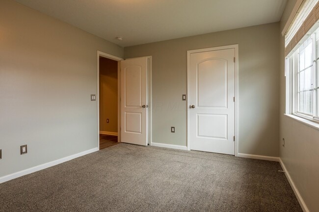 Building Photo - 8081 Crane's Crossing Dr