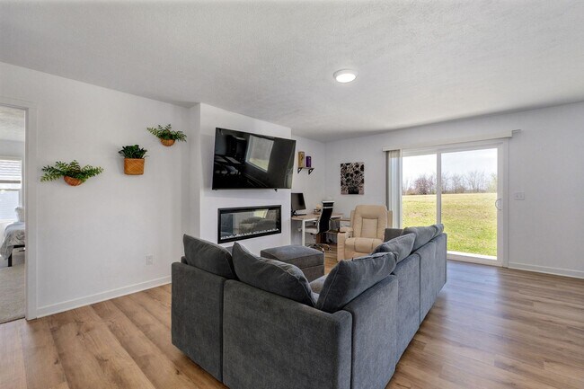 Building Photo - Charming 3 bedroom in Nixa schools!