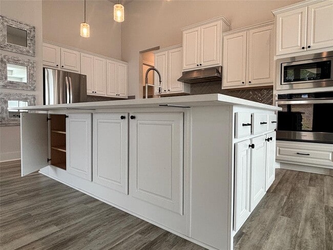 Building Photo - 19521 Tranquility Fls Cv