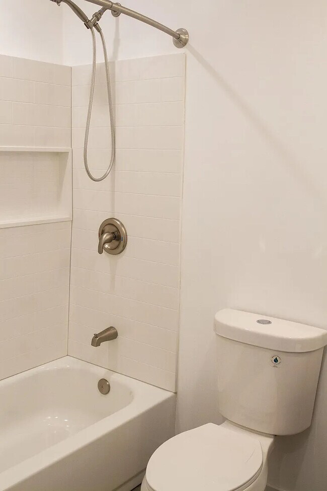 Building Photo - 5246 Canoga Ave