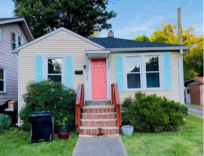 Primary Photo - 5135 Fay Ave
