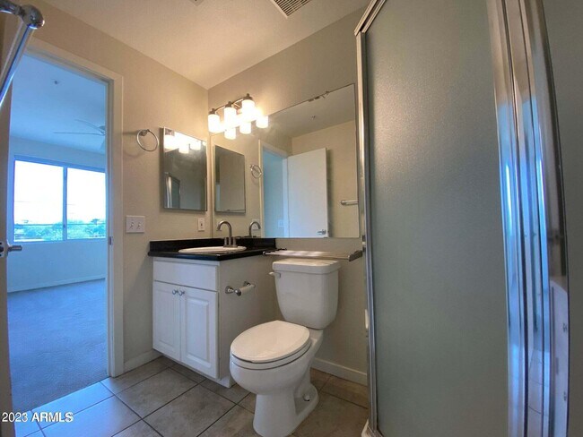 Building Photo - 3633 N 3rd Ave