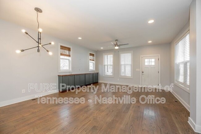 Building Photo - 919A Cahal Ave