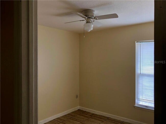 Building Photo - 7698 Pine Fork Dr
