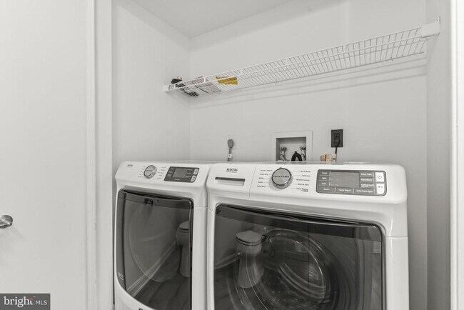 Building Photo - 6953 Cony Ct