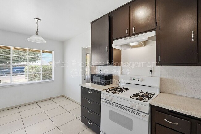 Building Photo - 6701 N 33rd Ave