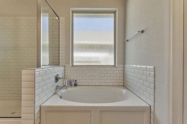 Building Photo - 160 Dove Springs Ct