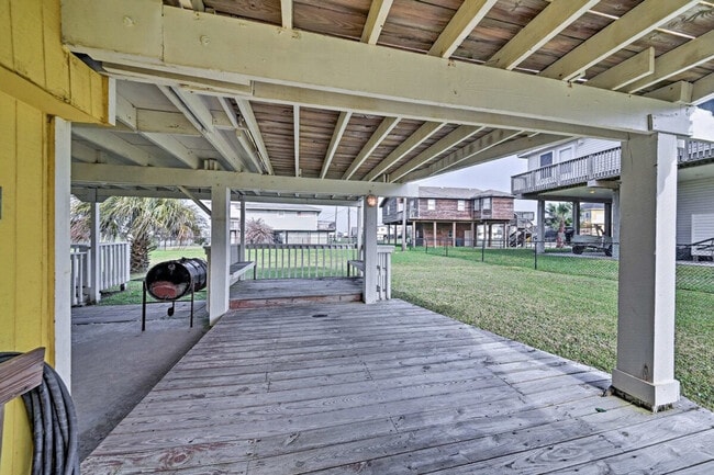 Building Photo - 23115 Camino St