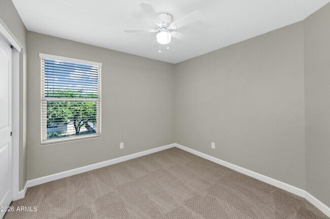 Building Photo - 1611 N Hillcrest
