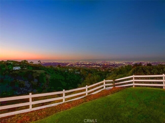 Building Photo - 67 Eastfield Dr