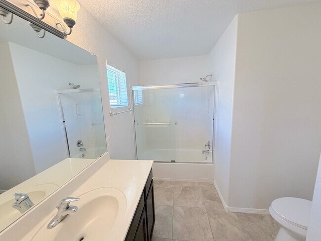 Building Photo - 8323 Groundsel Rd NW