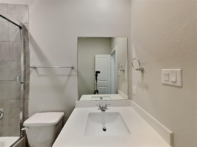 Building Photo - 2350 Bailey Flds Ln