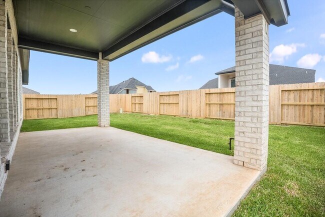 Building Photo - 10931 Maple Mist Dr