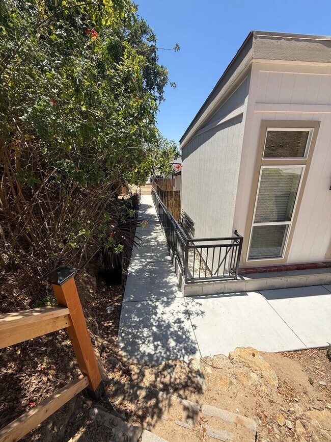 Building Photo - Peaceful, Private ADU Near Lake Jennings!