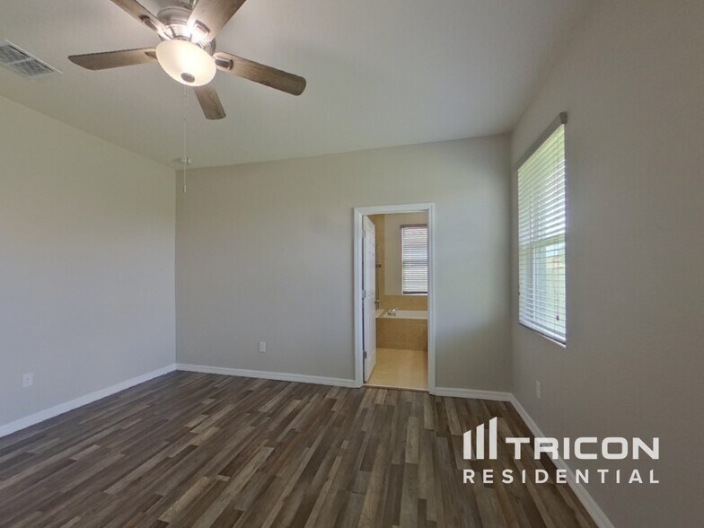 Building Photo - 5419 Dove Cottage Ln