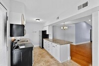 Building Photo - 7736 Meadow Rd